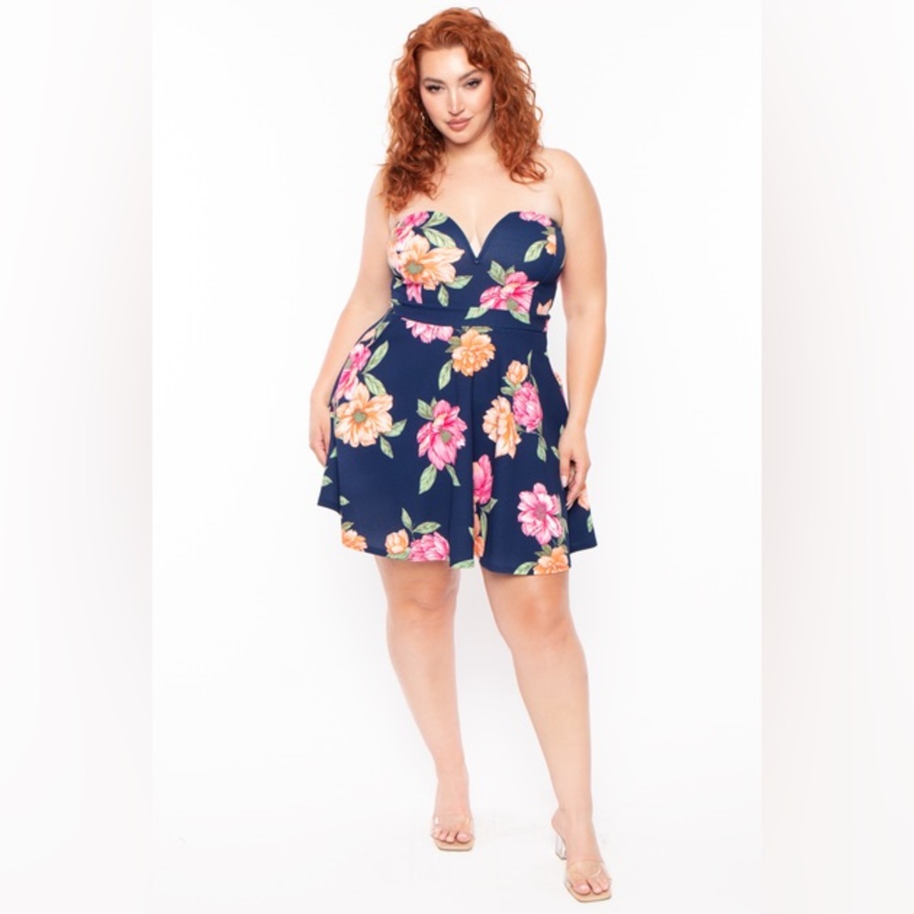 Curvy Sense Flower Flare Dress with Pockets